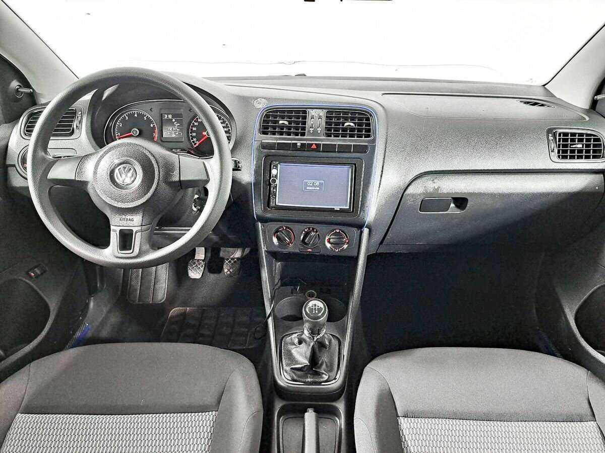 Volkswagen Polo, 2014 Фото №10