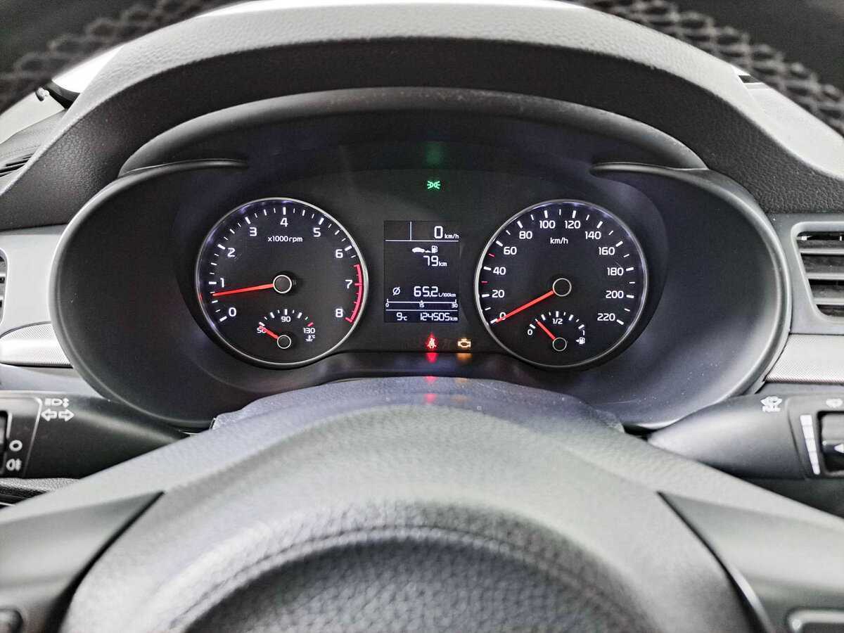 Kia Rio, 2018 Фото №13