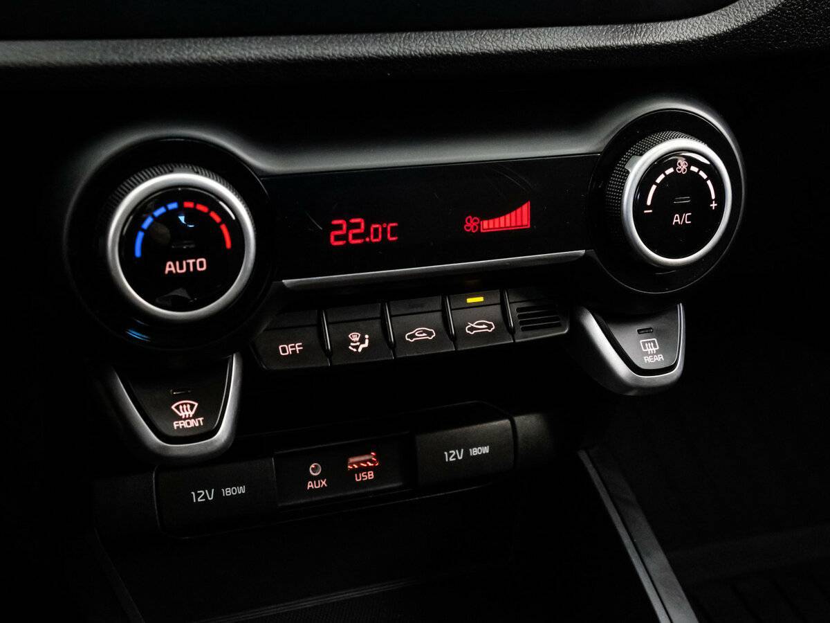 Kia Rio X-Line, 2018 Фото №12