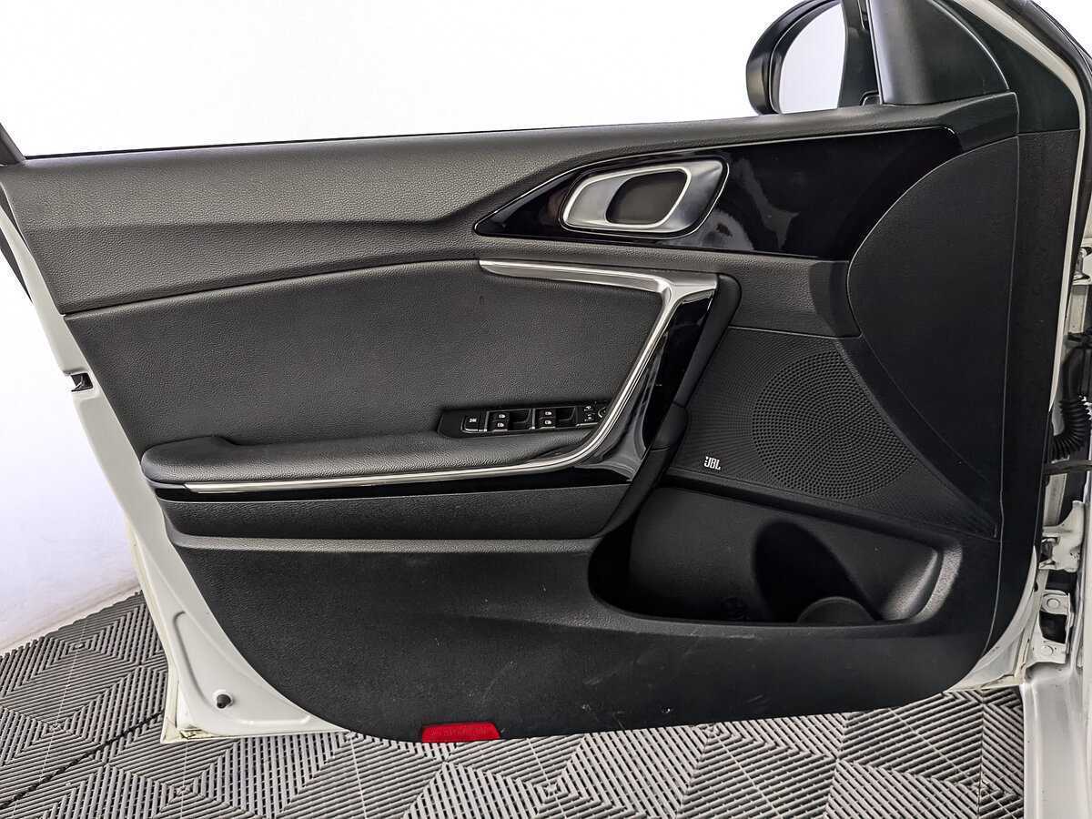 Kia Ceed, 2019 Фото №19