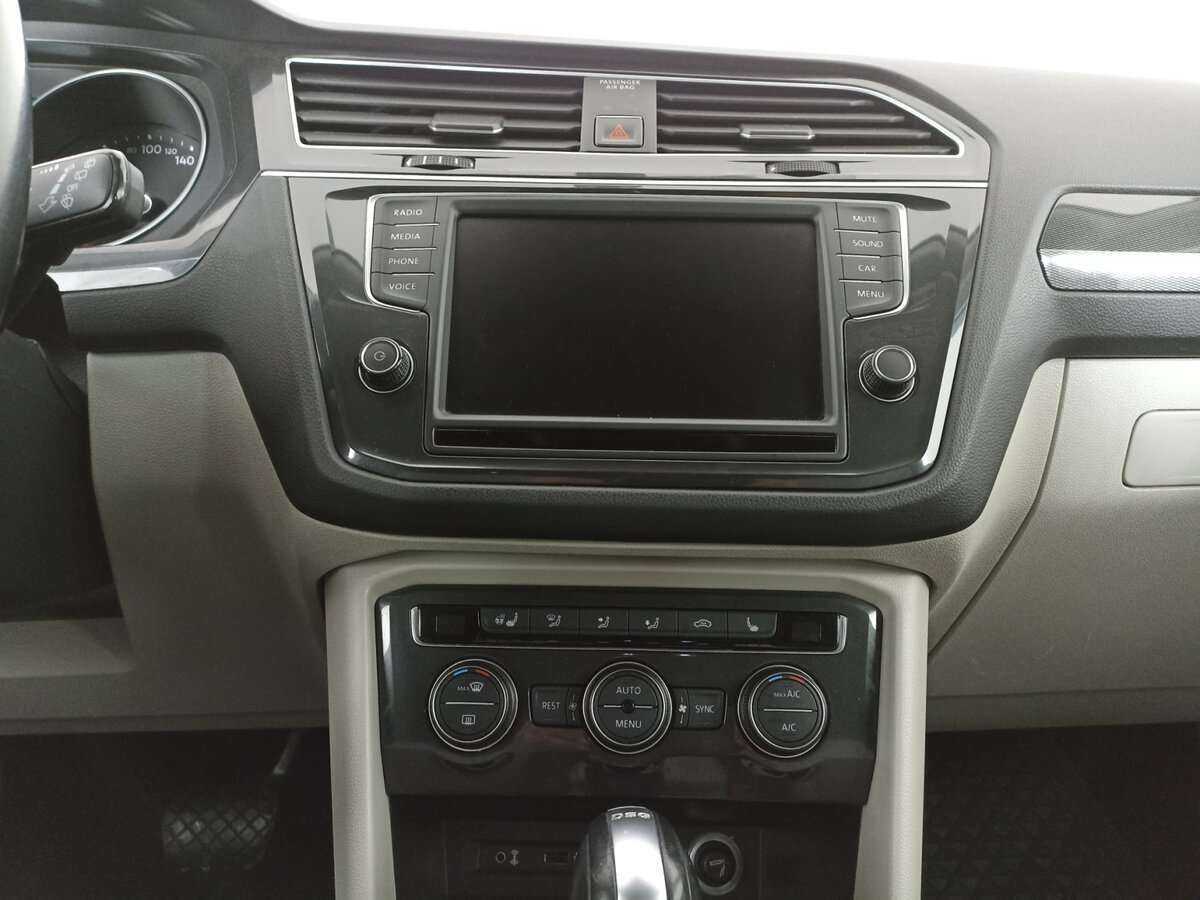 Volkswagen Tiguan, 2017 Фото №15