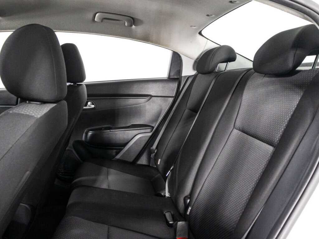 Kia Rio, 2020 Фото №10