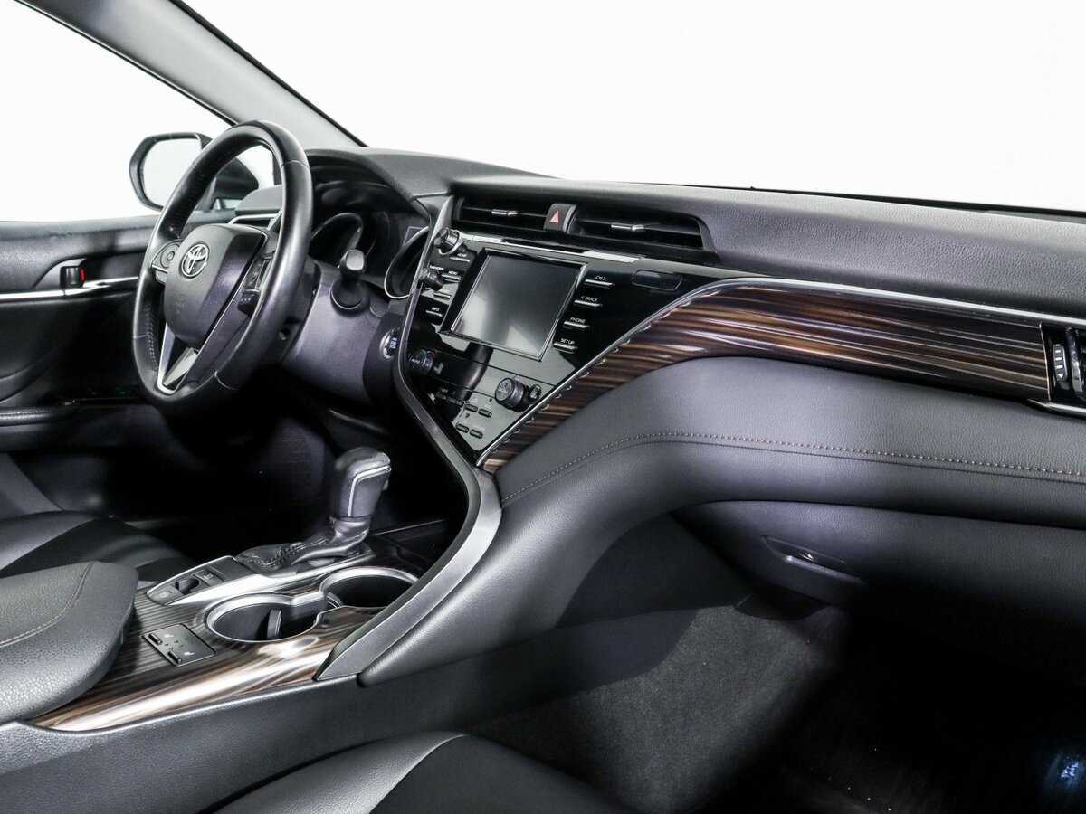 Toyota Camry, 2019 Фото №9