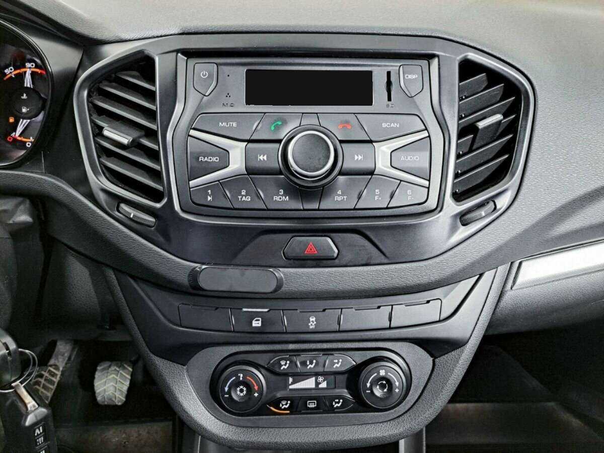 Lada (ВАЗ) Vesta, 2020 Фото №15