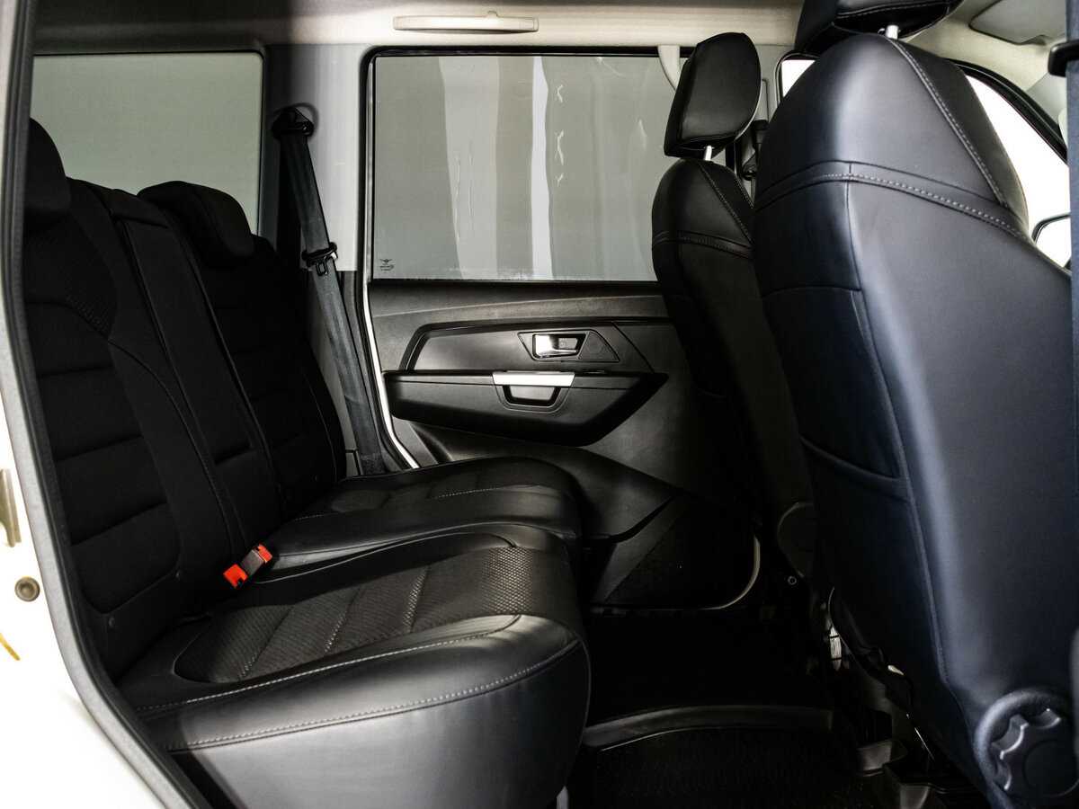 УАЗ Patriot, 2023 Фото №13