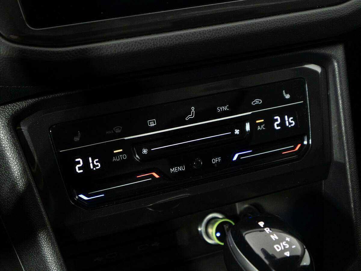 Volkswagen Tiguan, 2021 Фото №17