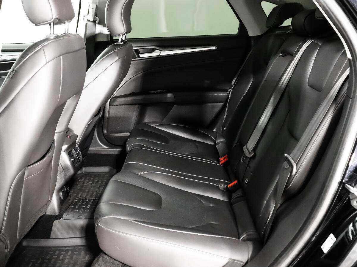 Ford Mondeo, 2017 Фото №10