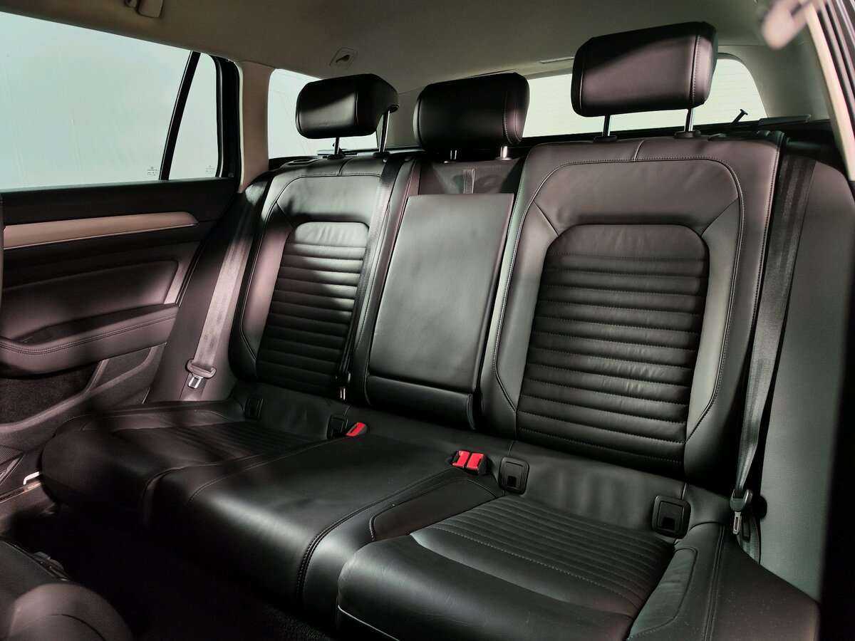 Volkswagen Passat Alltrack, 2019 Фото №12