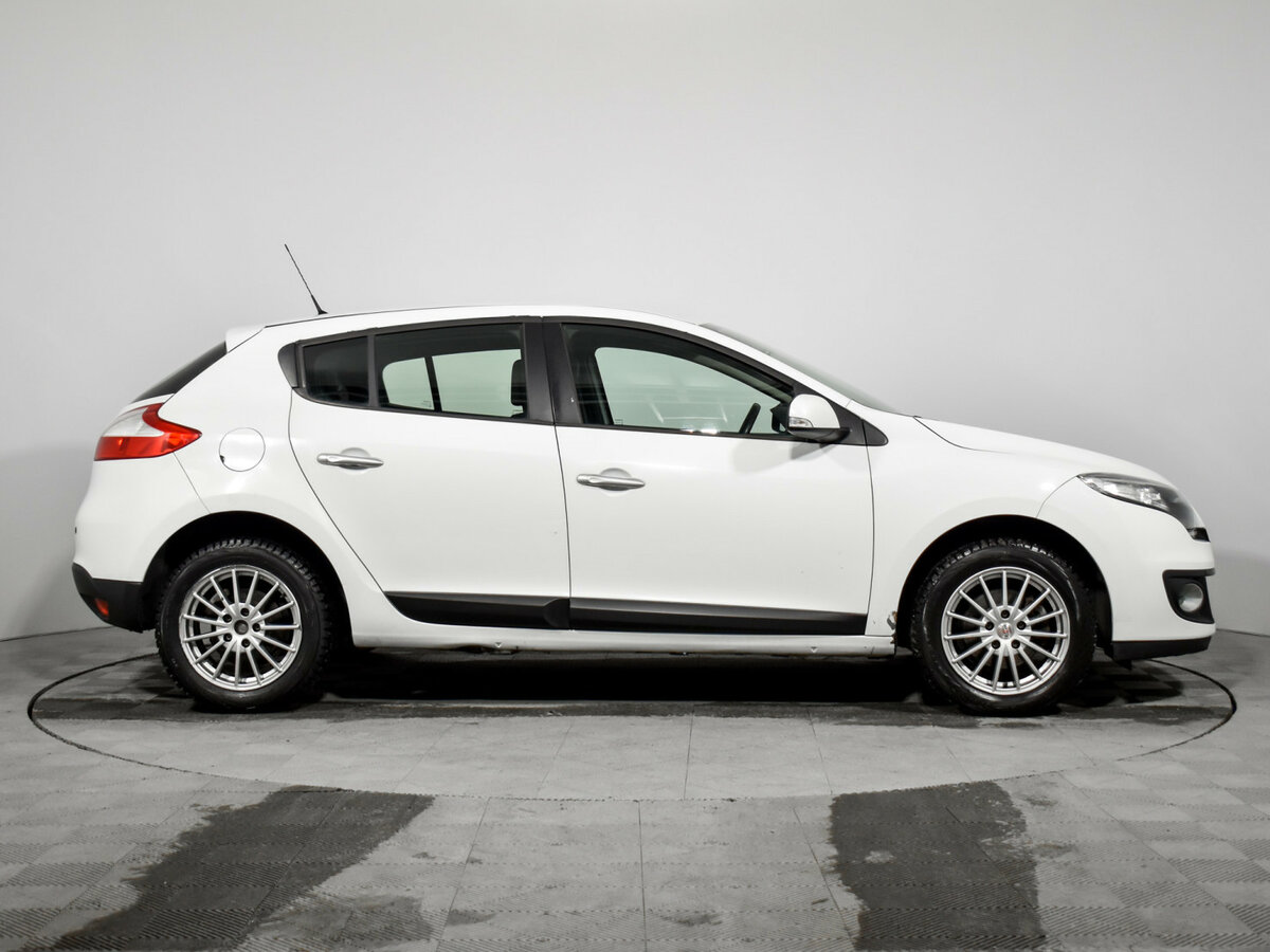 Renault Megane III Рестайлинг, 2013 Фото №4