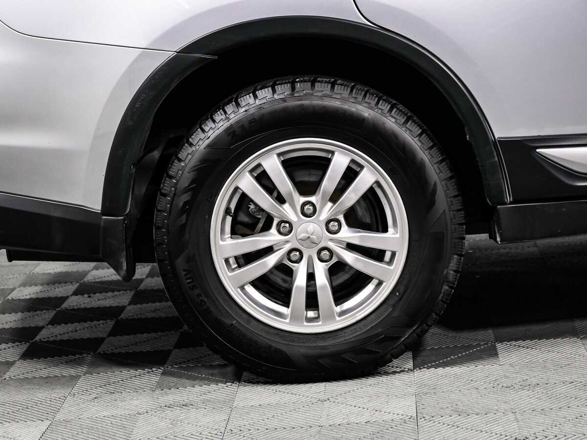 Mitsubishi Outlander, 2018 Фото №14