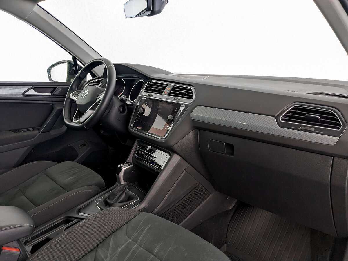 Volkswagen Tiguan, 2021 Фото №9