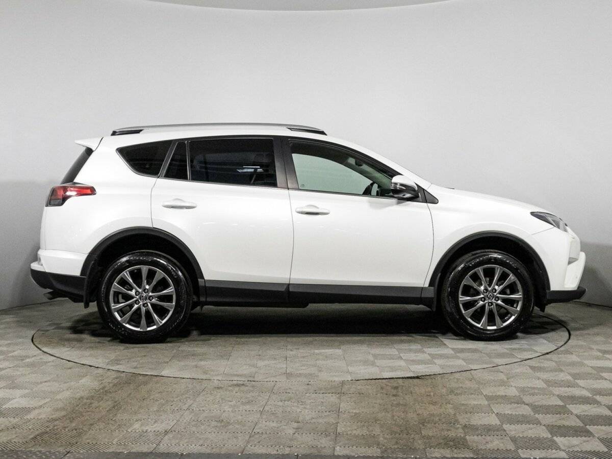 Toyota RAV4, 2018 Фото №4