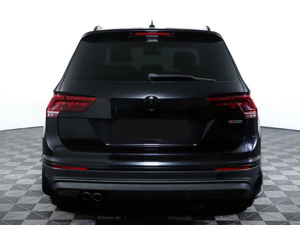 Volkswagen Tiguan, 2018 Фото №6