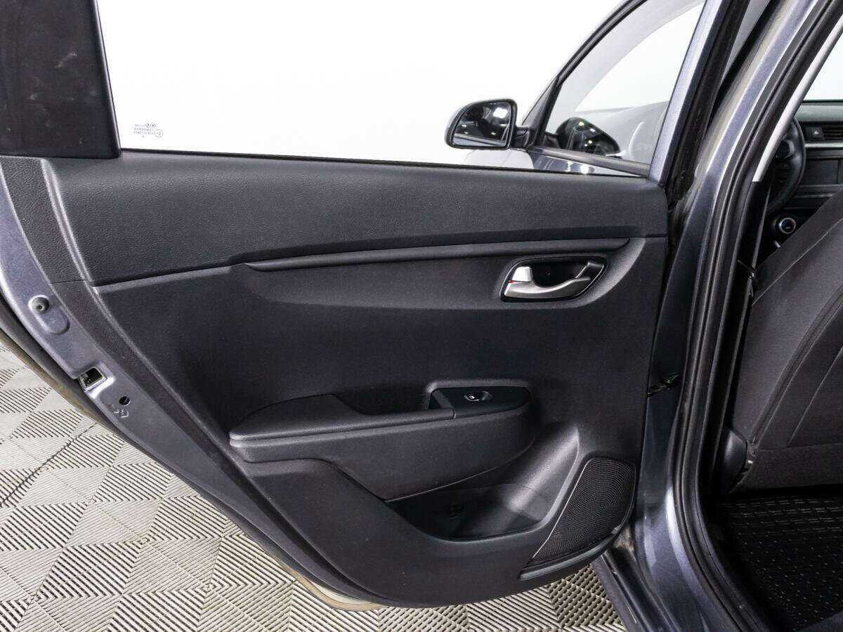 Kia Rio, 2021 Фото №23