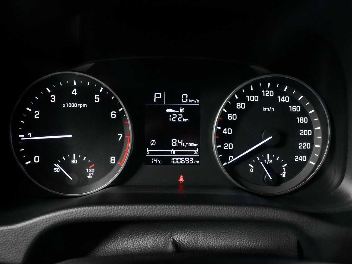 Hyundai Elantra, 2018 Фото №8