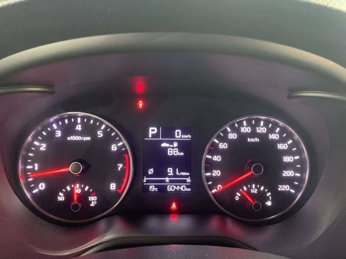 Kia Rio X-Line, 2019 Фото №11