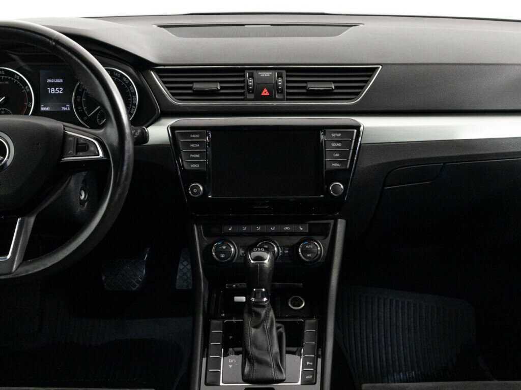 Skoda Superb, 2017 Фото №14
