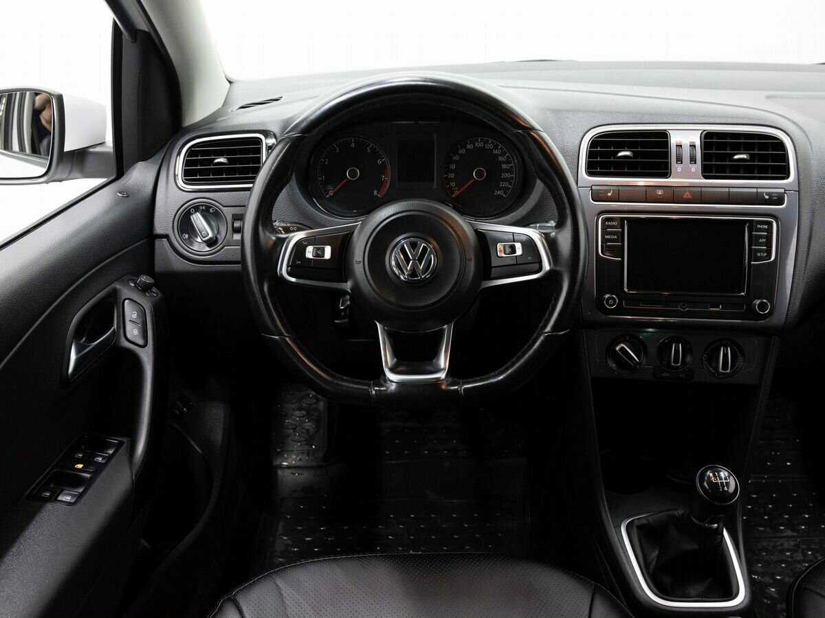 Volkswagen Polo, 2020 Фото №15