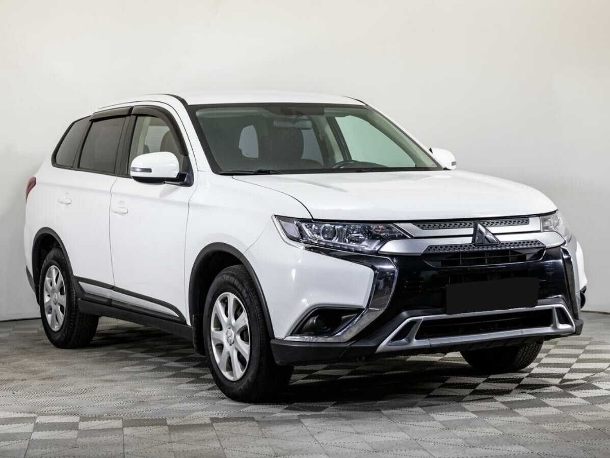 Mitsubishi Outlander, 2020 Фото №3