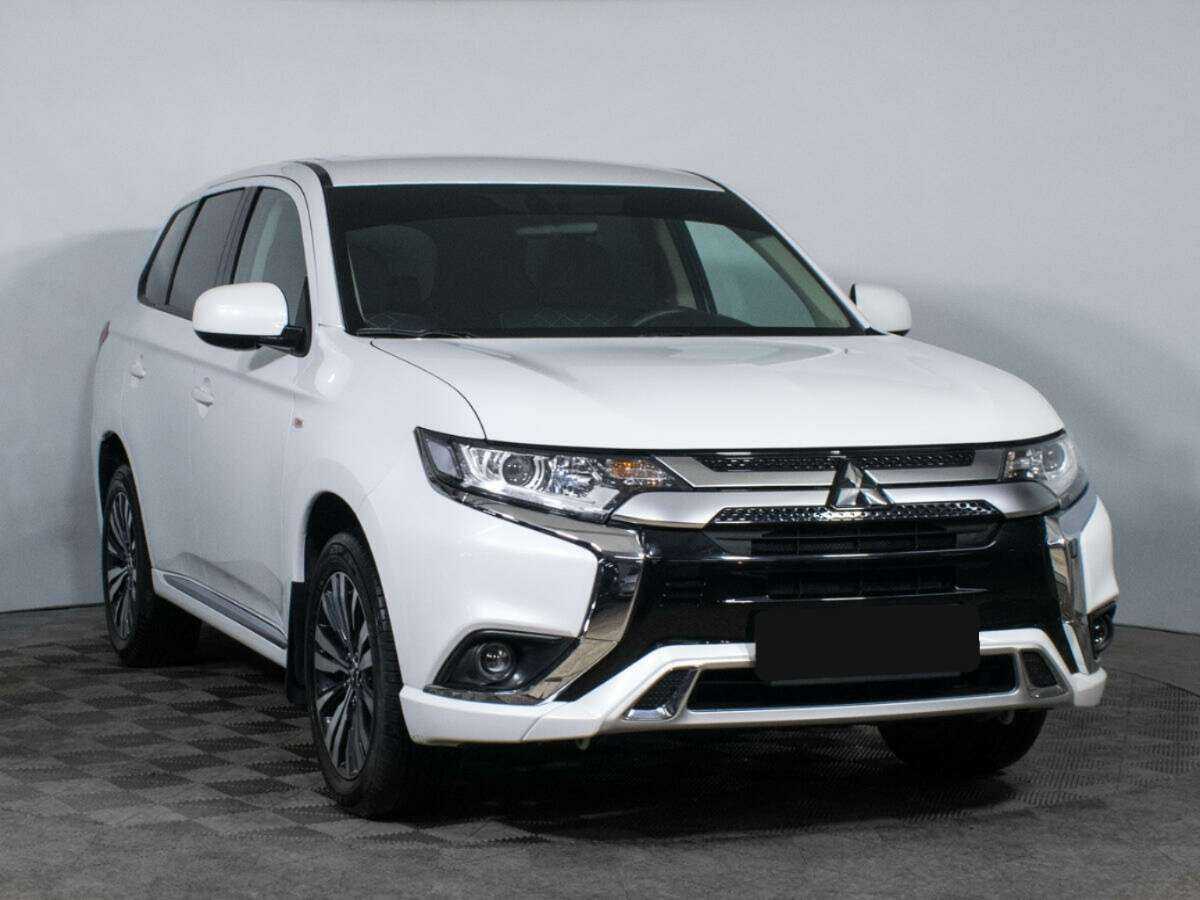 Mitsubishi Outlander, 2022 Фото №3