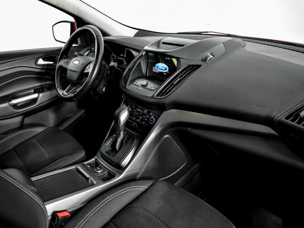 Ford Kuga, 2017 Фото №11