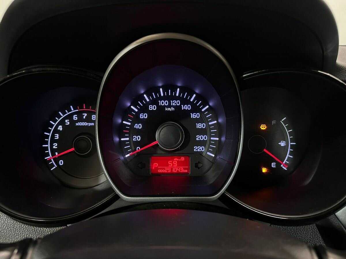 Kia Rio, 2013 Фото №12