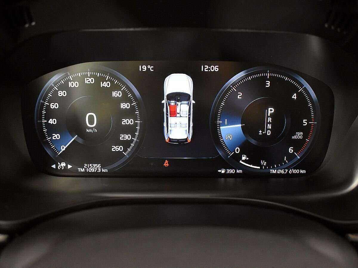 Volvo XC60, 2018 Фото №14