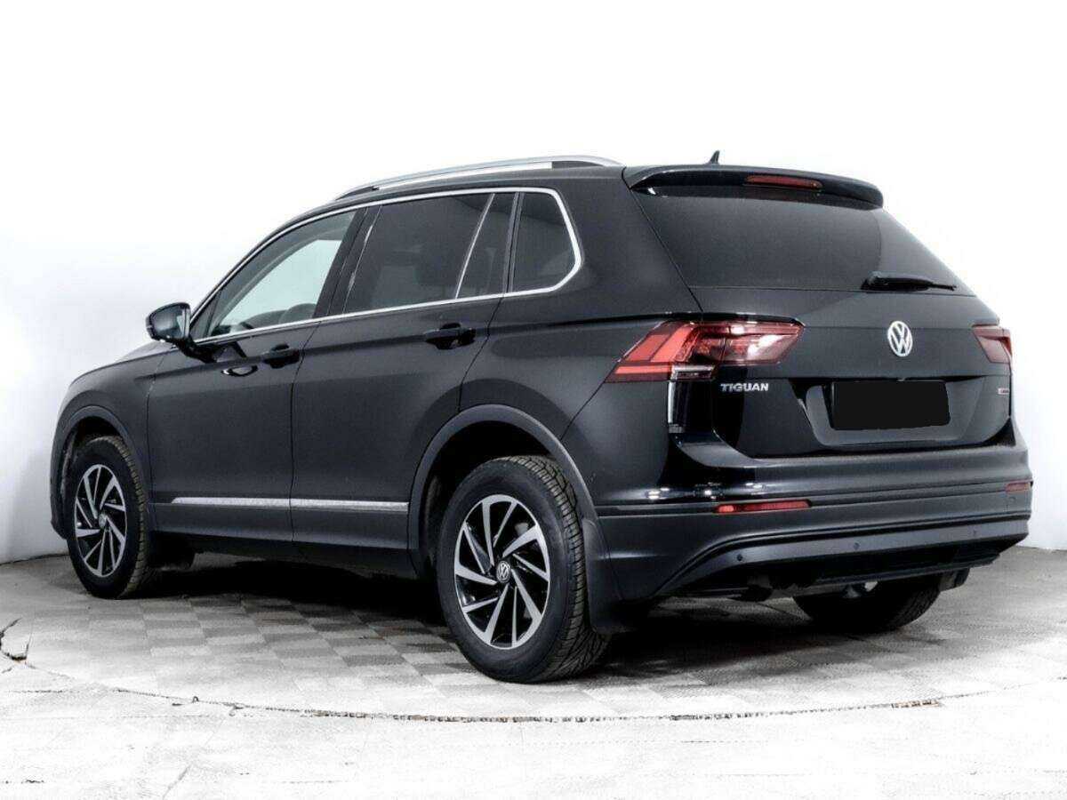 Volkswagen Tiguan, 2018 Фото №6