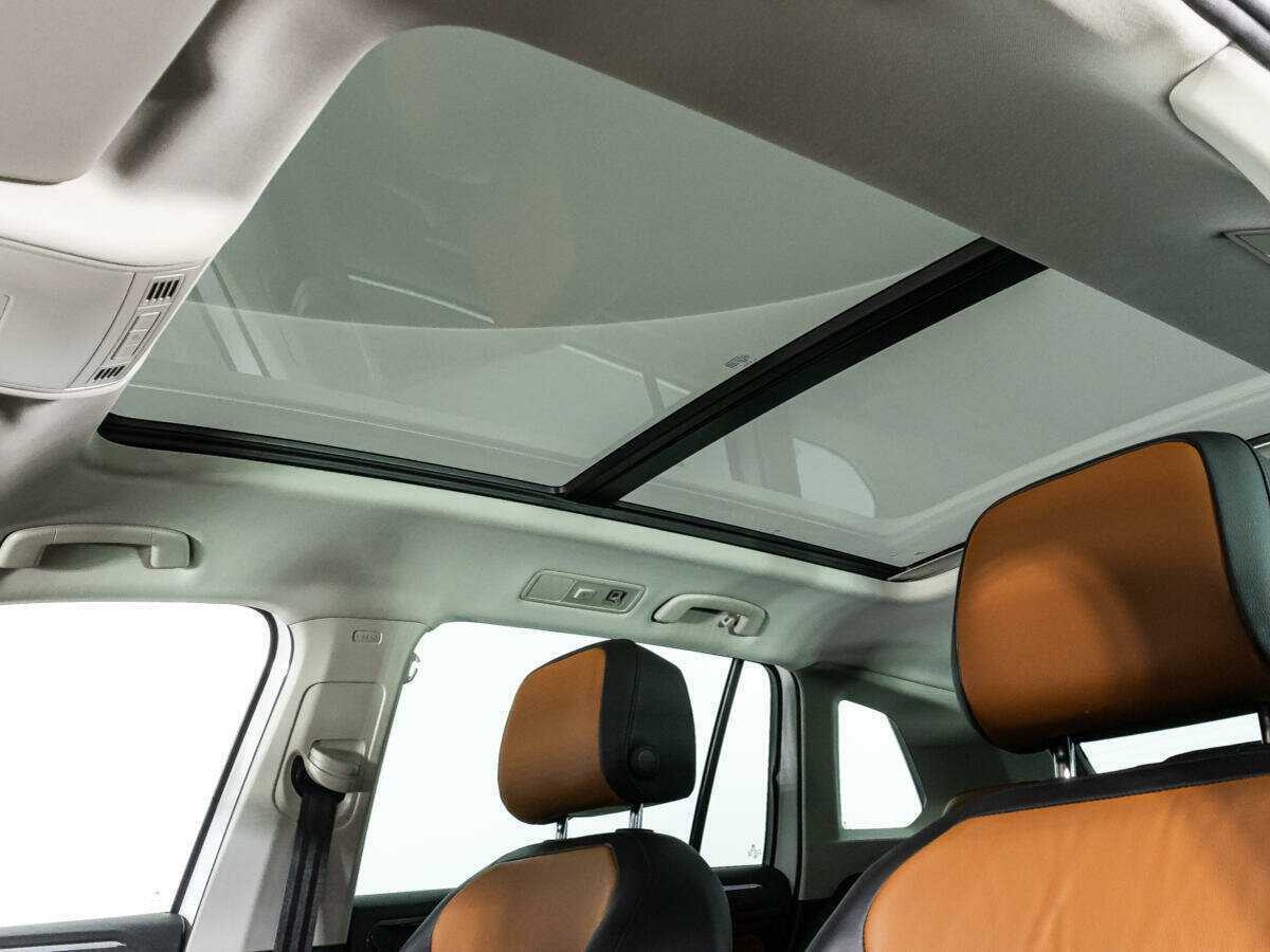 Volkswagen Tiguan, 2017 Фото №13