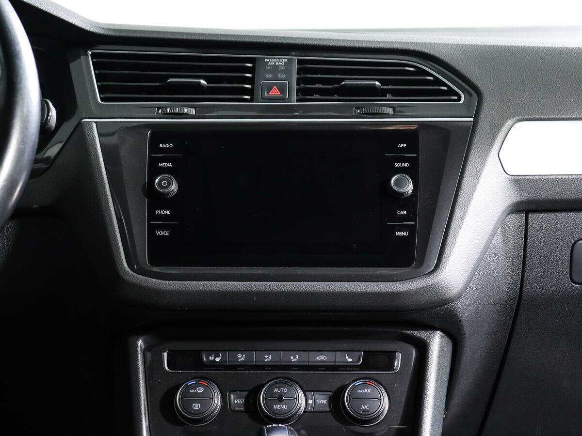 Volkswagen Tiguan, 2017 Фото №11