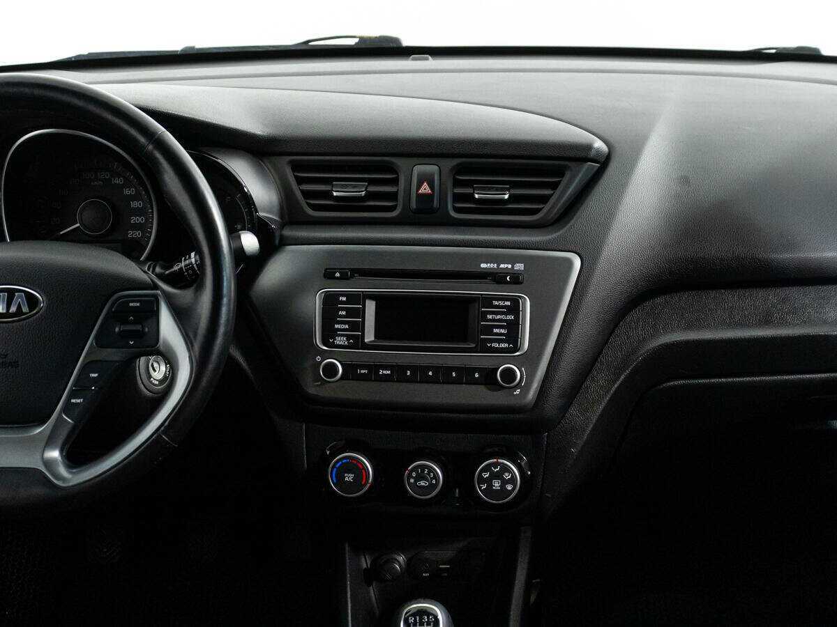 Kia Rio, 2016 Фото №14