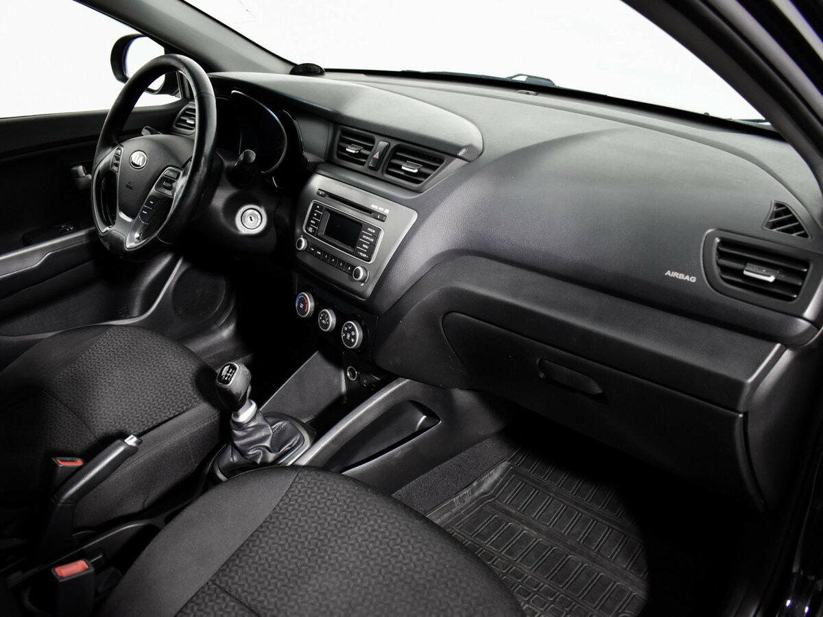 Kia Rio III Рестайлинг, 2016 Фото №12