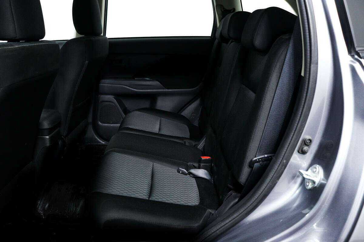 Mitsubishi Outlander, 2012 Фото №12