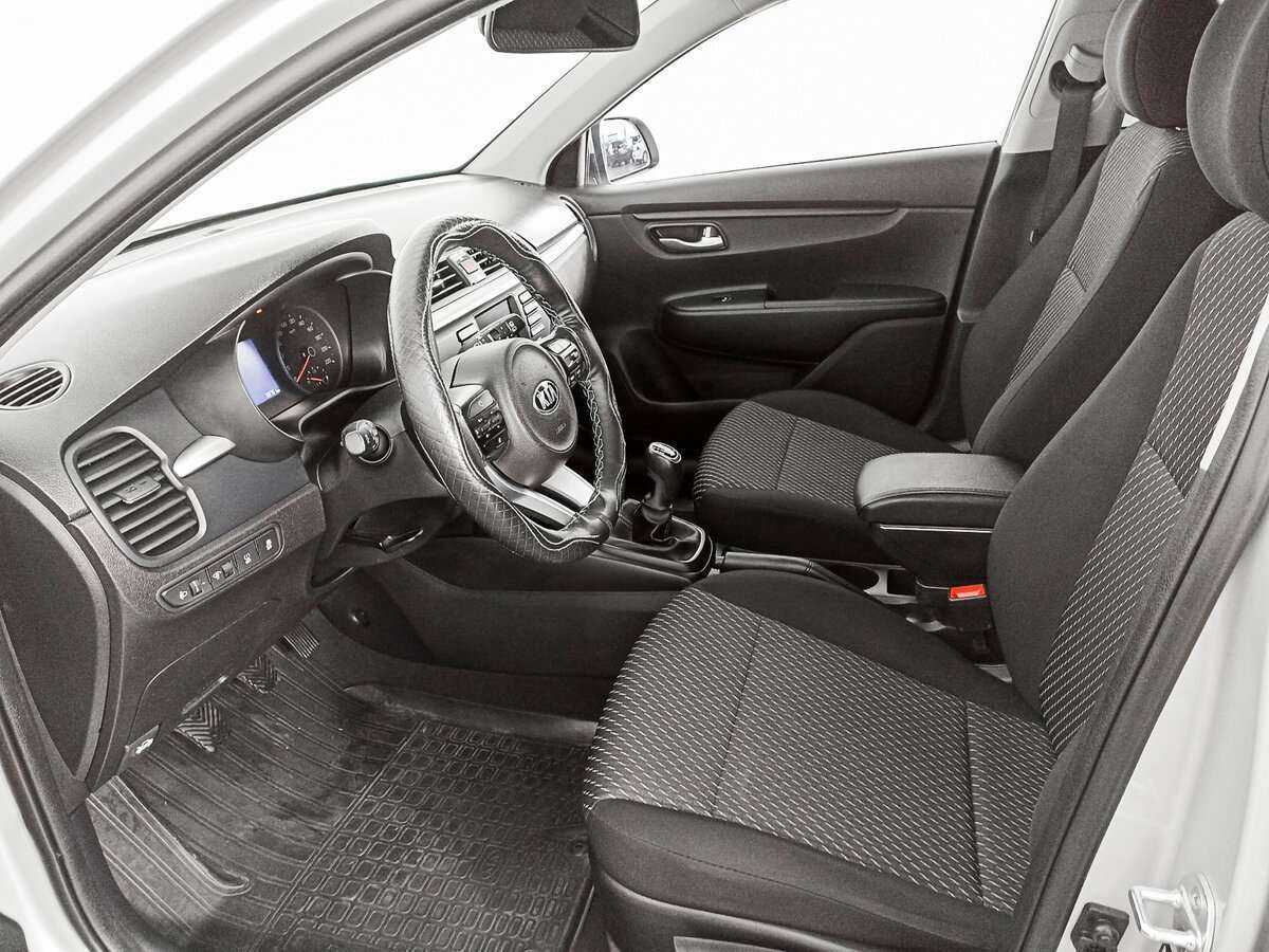 Kia Rio X-Line, 2020 Фото №16