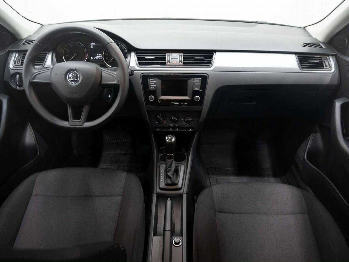 Skoda Rapid, 2017 Фото №13