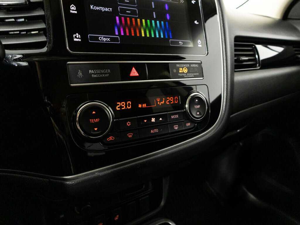 Mitsubishi Outlander, 2018 Фото №15