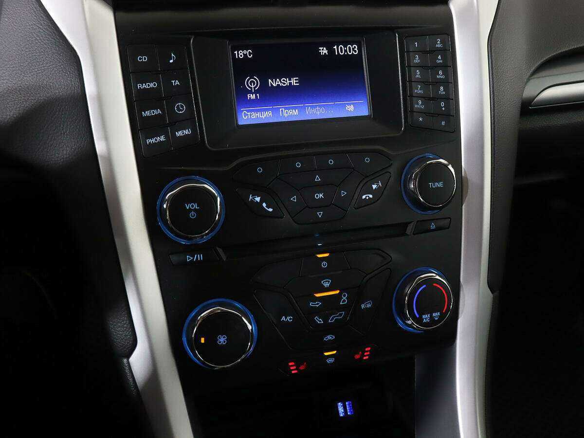 Ford Mondeo, 2017 Фото №15