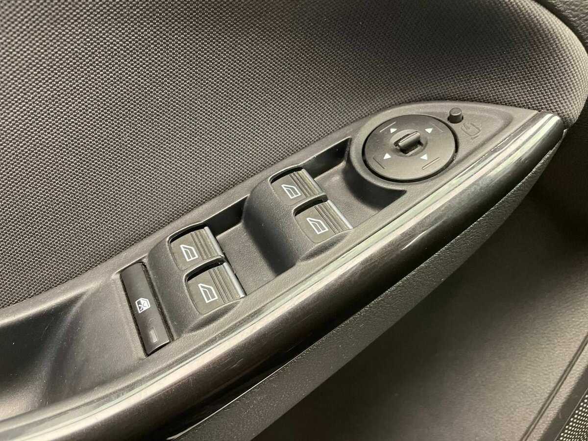 Ford Focus, 2019 Фото №15