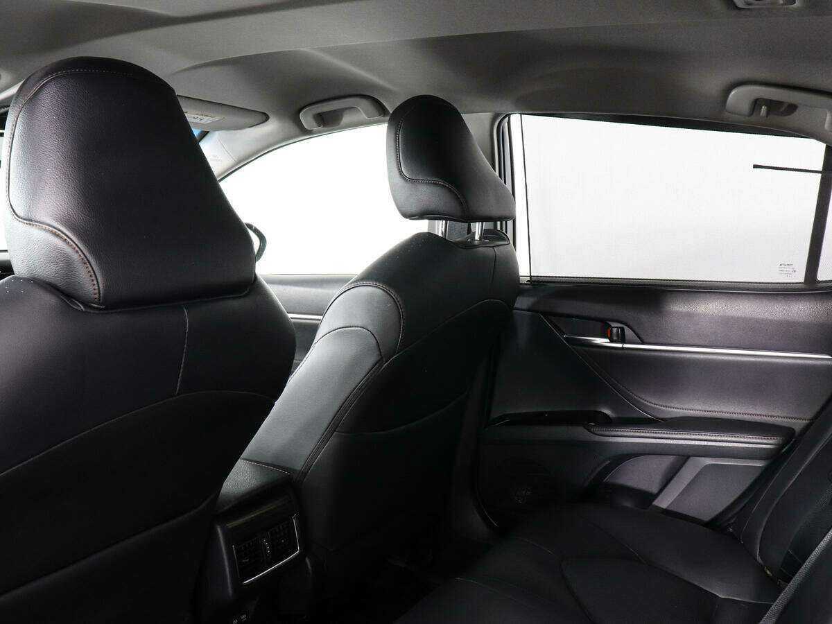 Toyota Camry, 2018 Фото №12