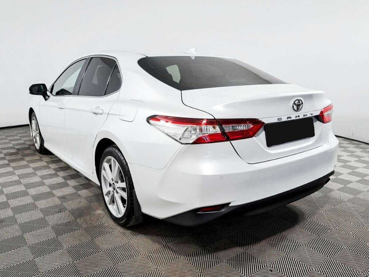 Toyota Camry, 2019 Фото №7