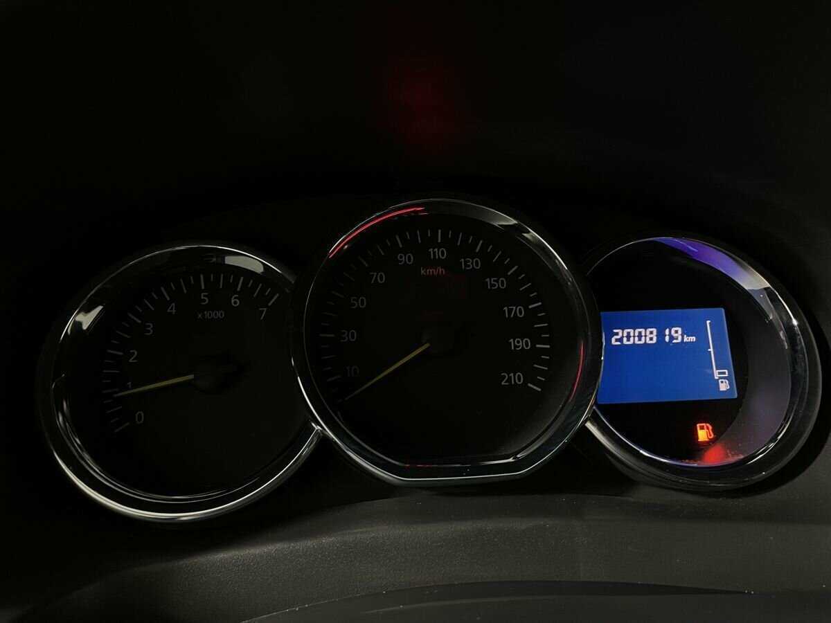 Renault Logan, 2018 Фото №11