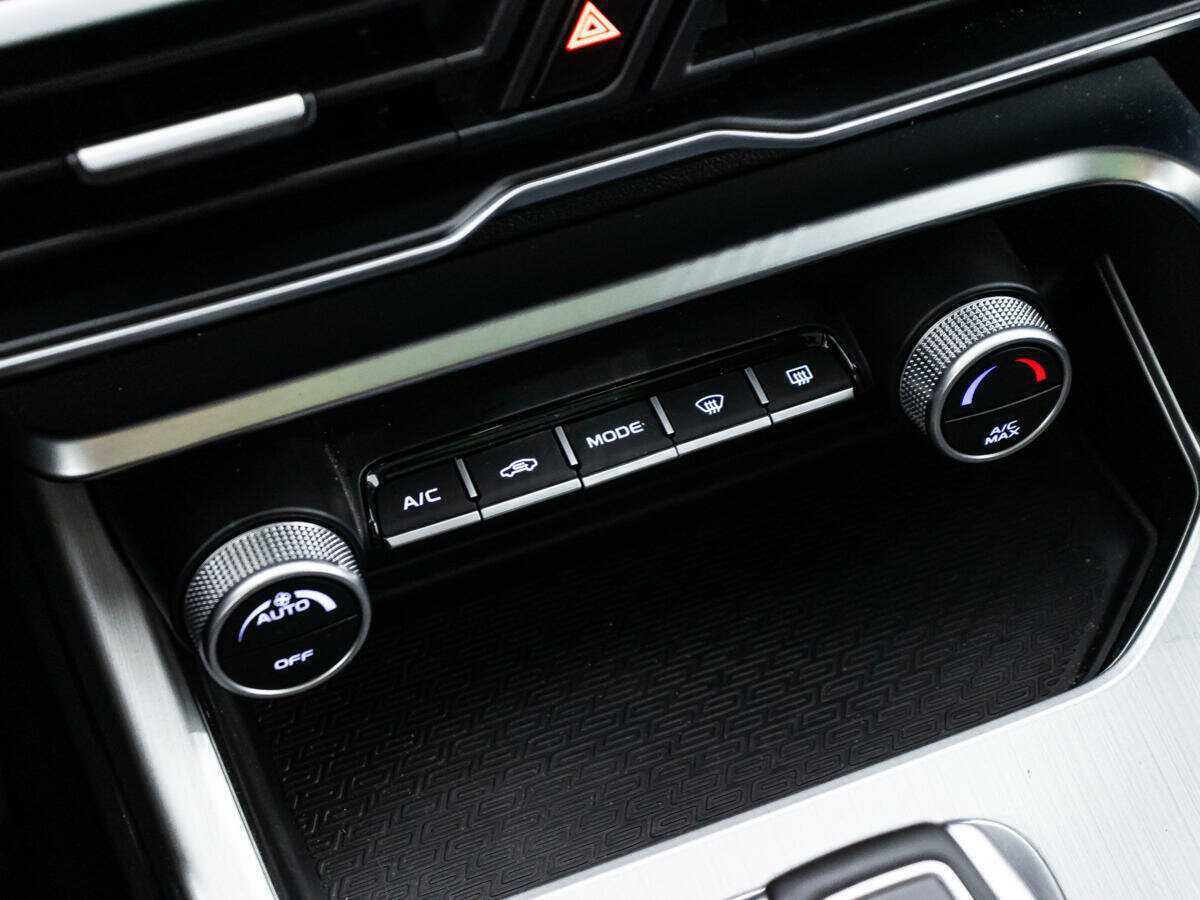 Geely Coolray, 2022 Фото №21