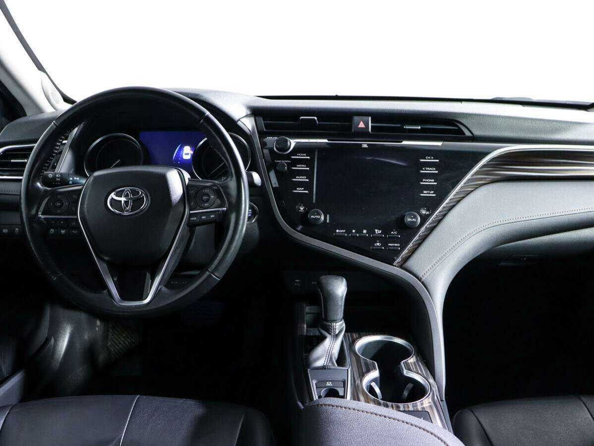 Toyota Camry, 2018 Фото №9