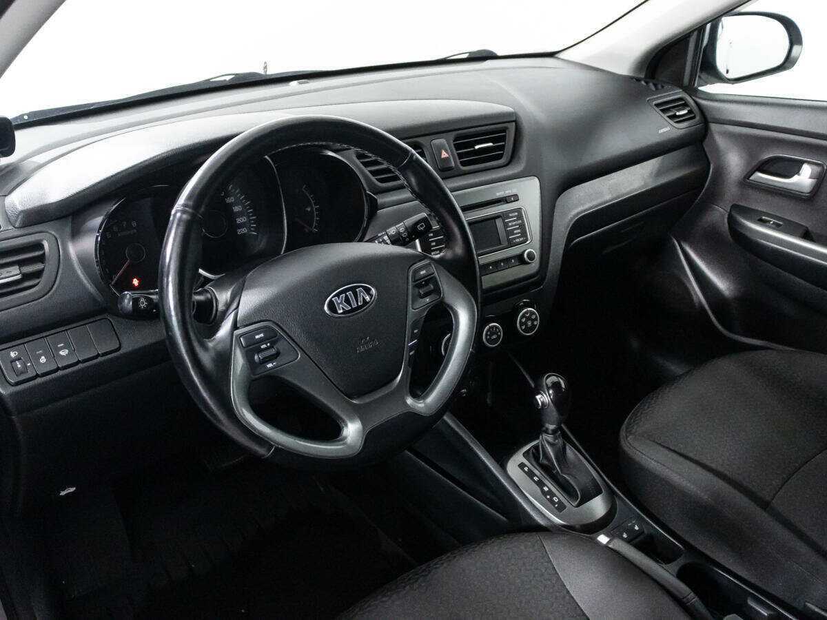 Kia Rio, 2017 Фото №11