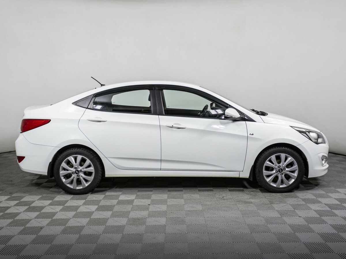 Hyundai Solaris I Рестайлинг, 2015 Фото №4