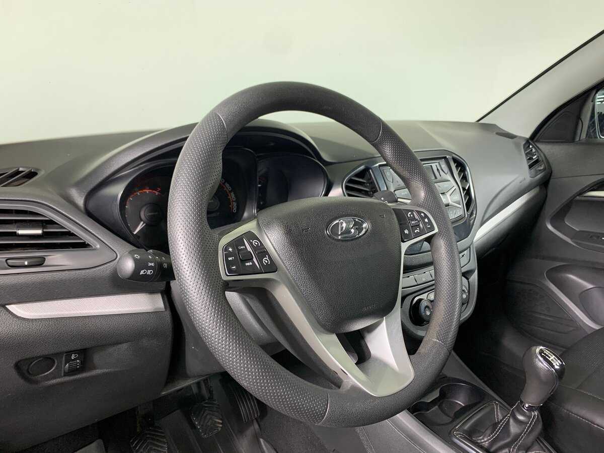 Lada (ВАЗ) Vesta SW, 2018 Фото №12