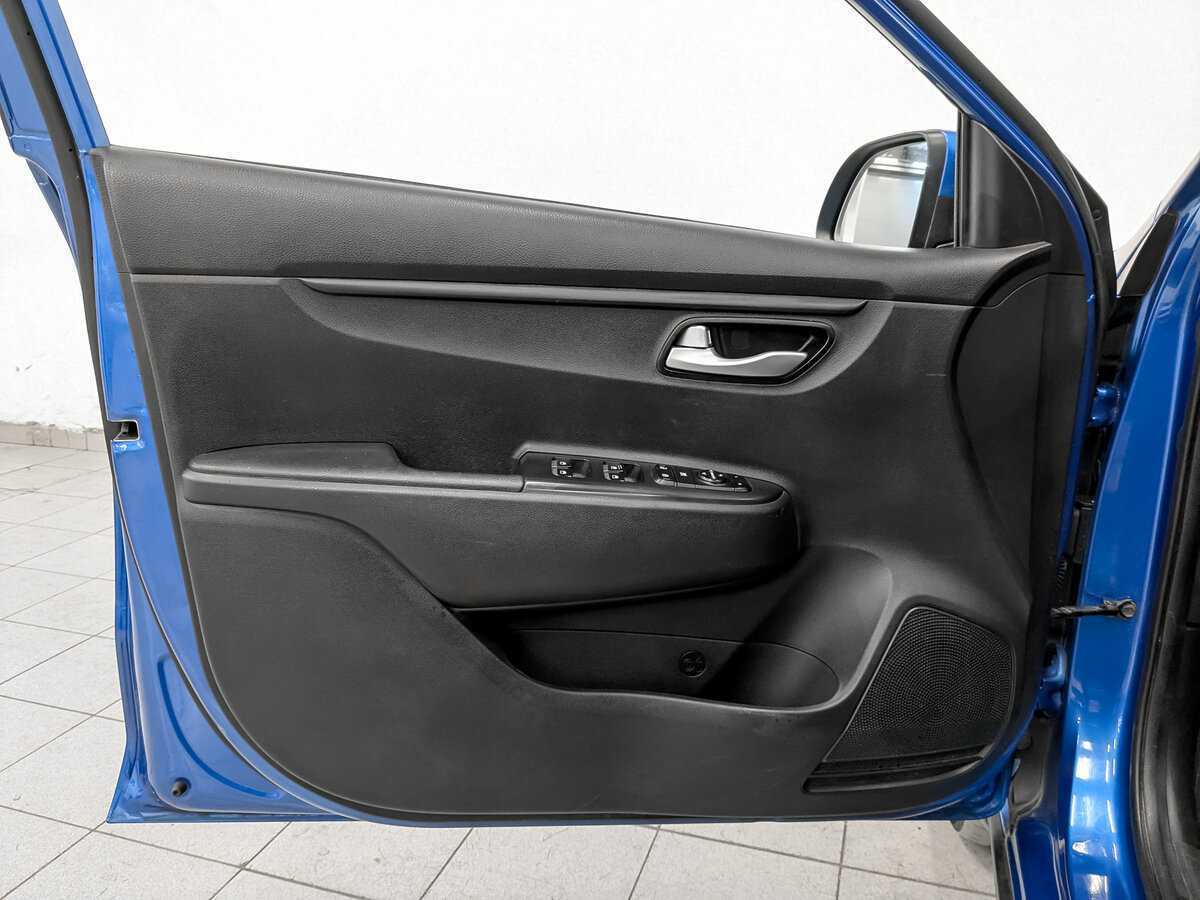 Kia Rio X-Line, 2020 Фото №17