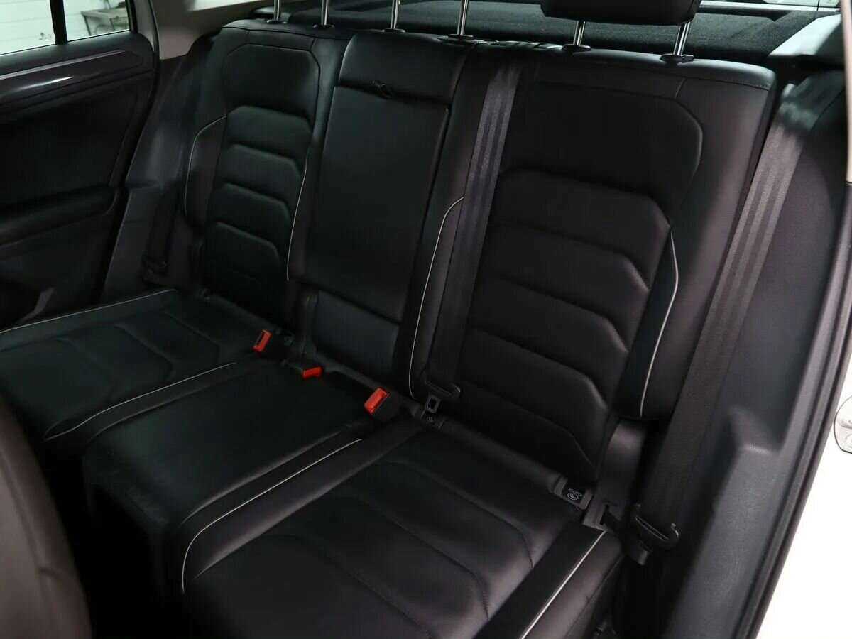 Volkswagen Tiguan, 2018 Фото №12