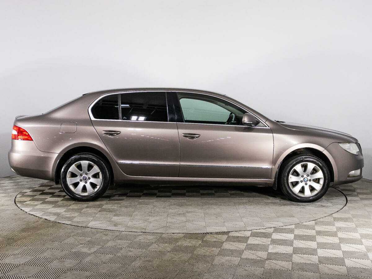 Skoda Superb, 2012 Фото №4