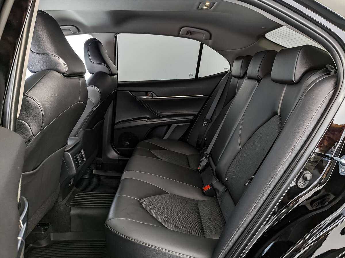 Toyota Camry, 2022 Фото №14